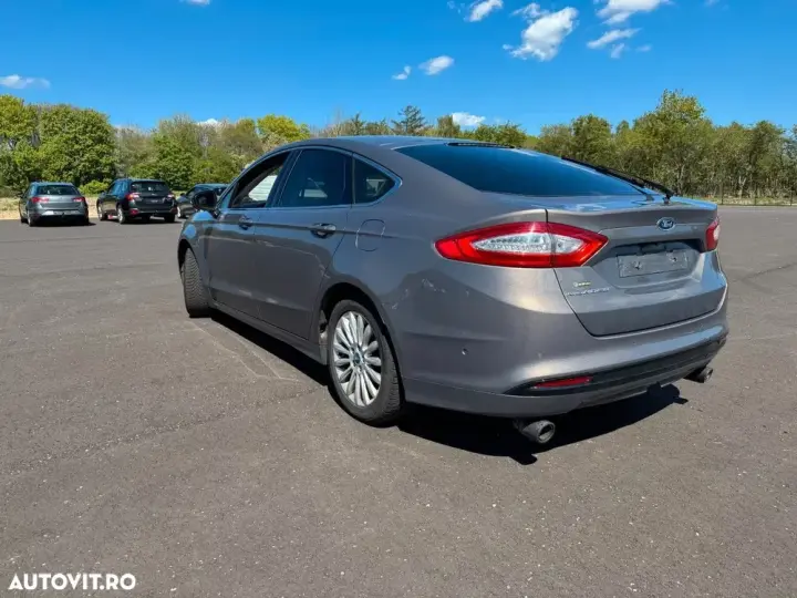 Ford Mondeo IV 2.0 TDCi Powershift Titanium