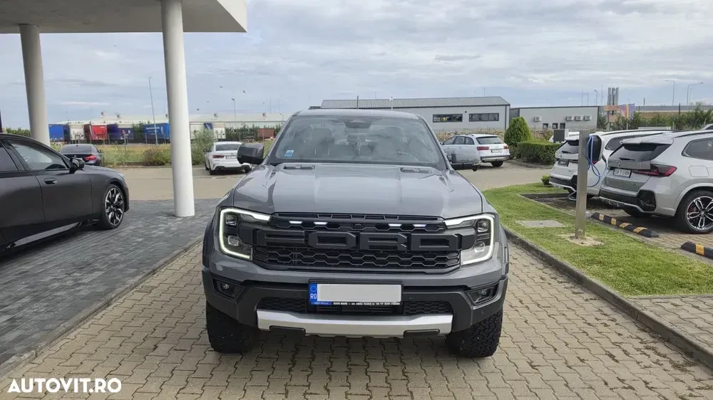 Ford Raptor — imagine 4