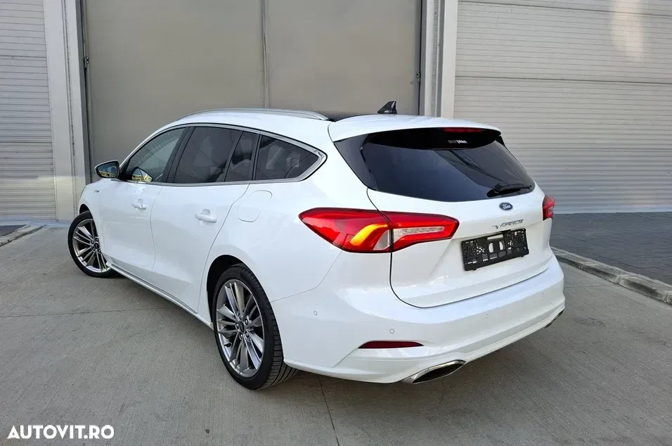 Ford Focus MK4 2.0 EcoBlue Vignale — imagine 2