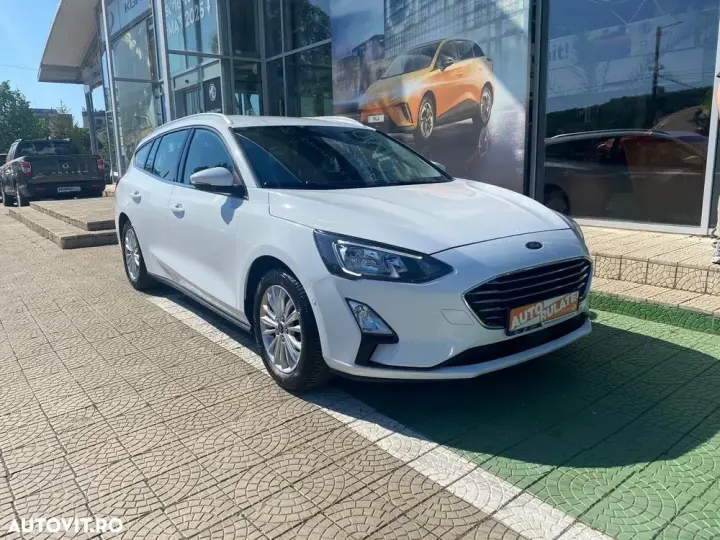 Ford Focus MK4 1.5 EcoBlue Titanium Business