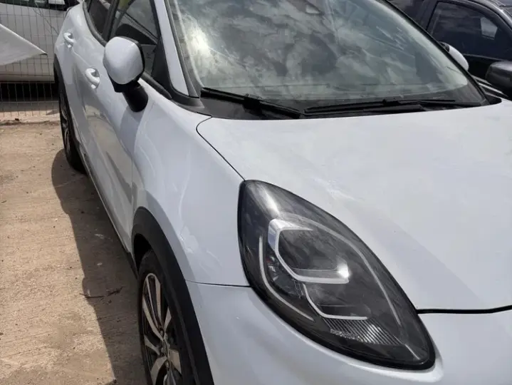 Ford Puma 1.0 EcoBoost MHEV Titanium