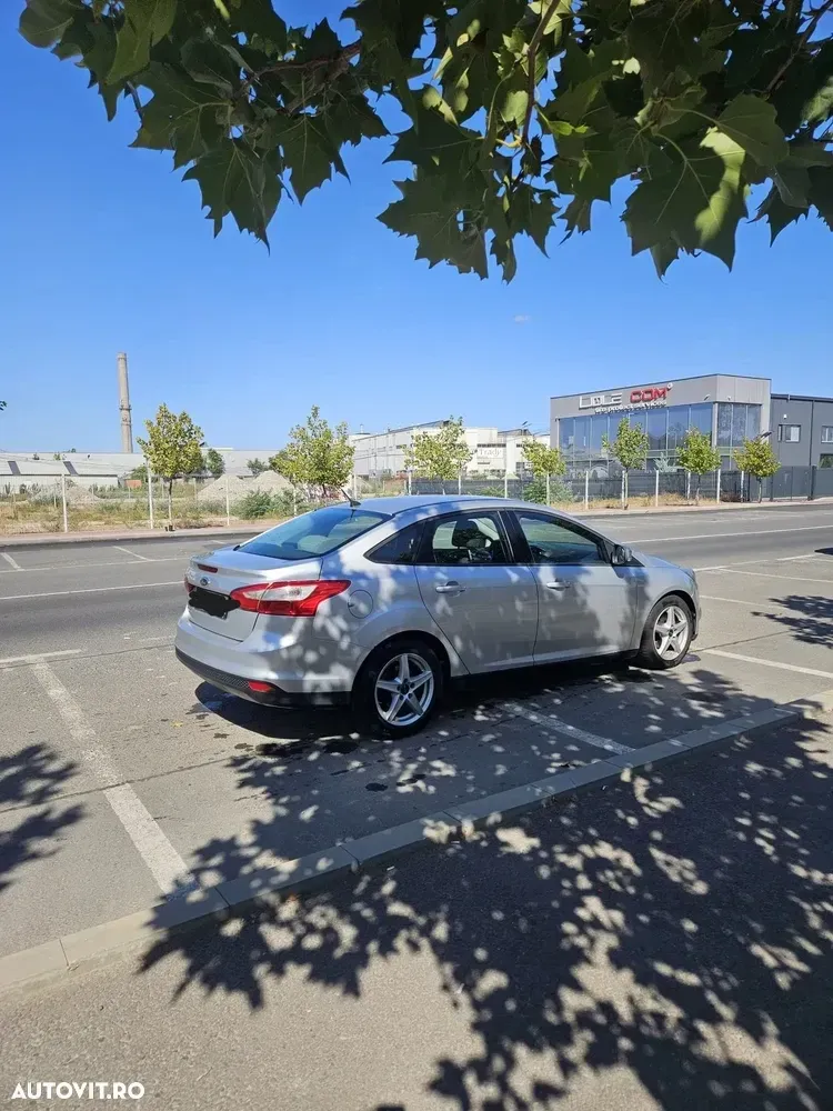 Ford Focus MK3 — imagine 3