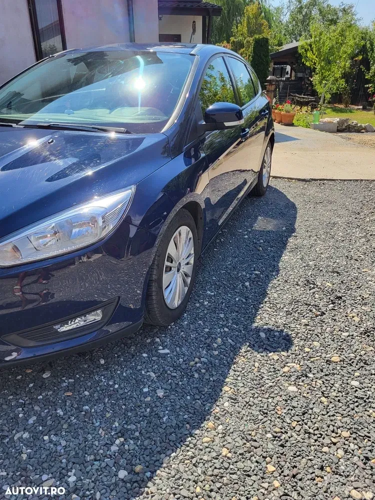 Ford Focus MK3 1.5 EcoBlue Connected — imagine 2