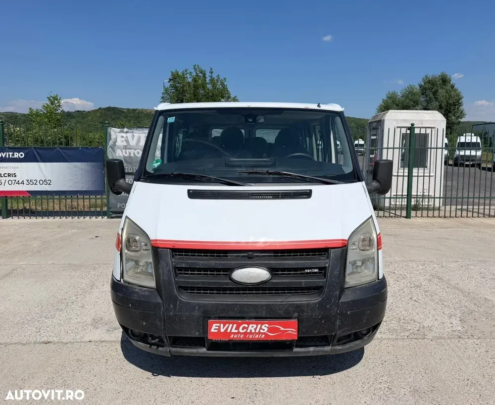 Ford Transit — imagine 6