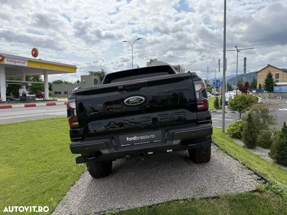 Ford Raptor — imagine 6