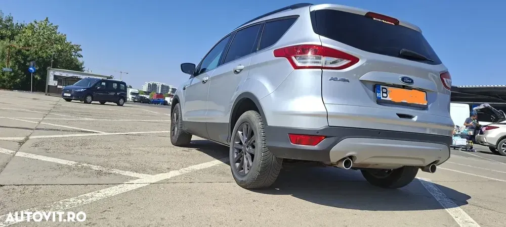 Ford Kuga II 2.0 TDCi 4x4 Titanium — imagine 4