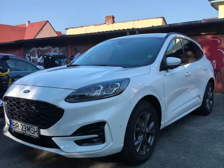 Ford Kuga III 2.5 Duratec FHEV AWD ST Line