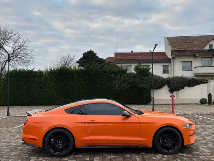 Ford Mustang VI 2.3 EcoBoost Aut.