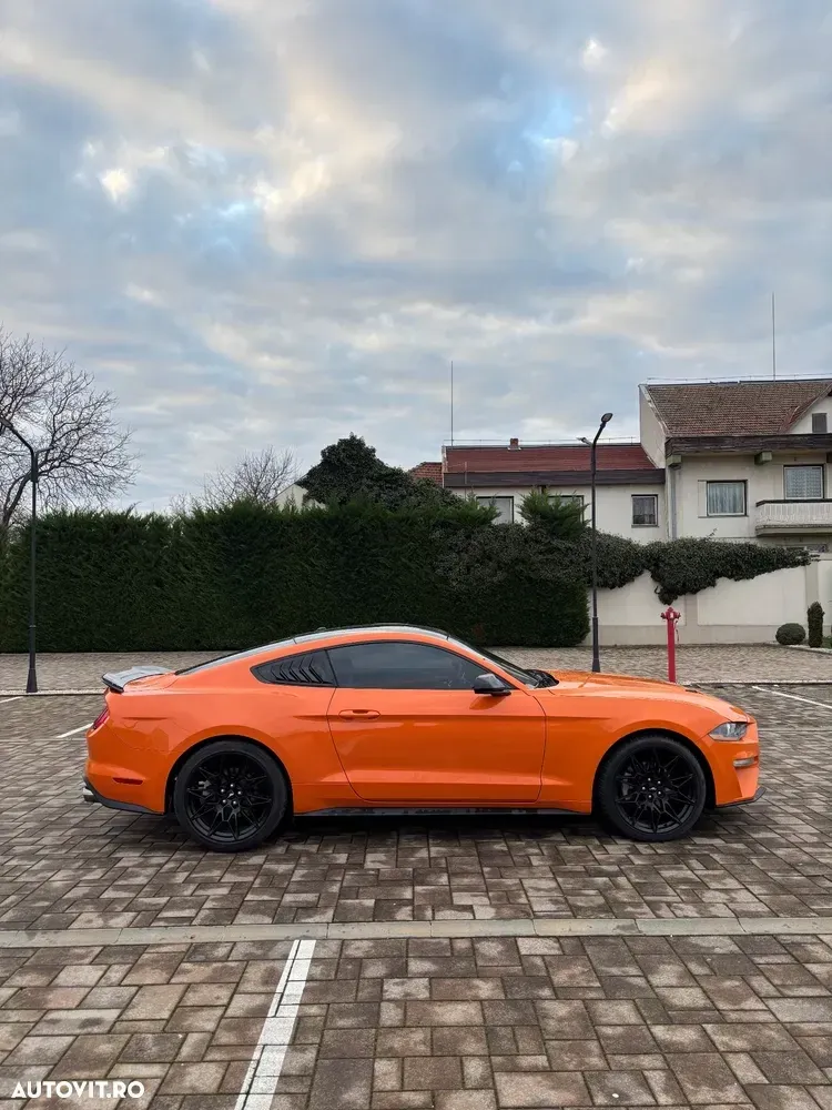 Ford Mustang VI 2.3 EcoBoost Aut. — imagine 4