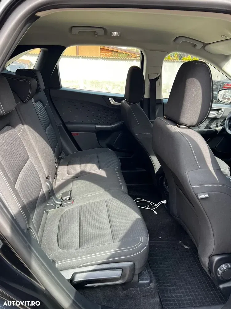 Ford Kuga III 1.5 EcoBoost FWD ST Line — imagine 5