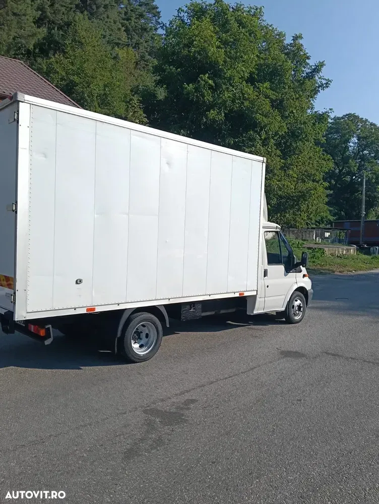 Ford Transit M — imagine 5
