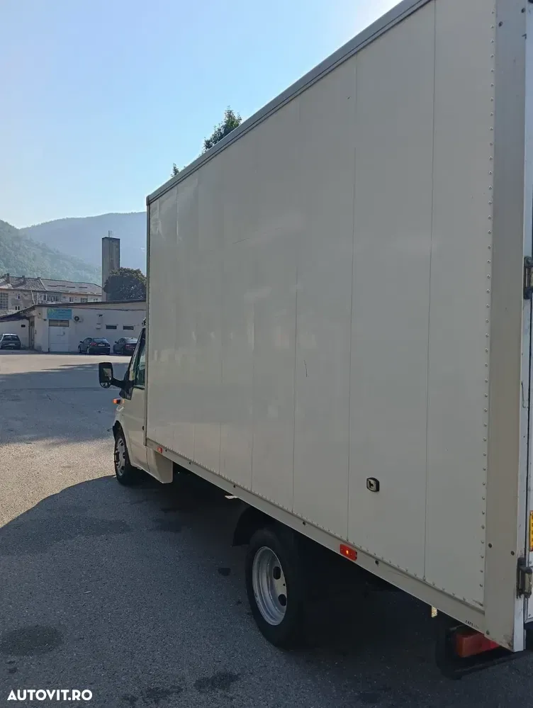 Ford Transit M — imagine 3