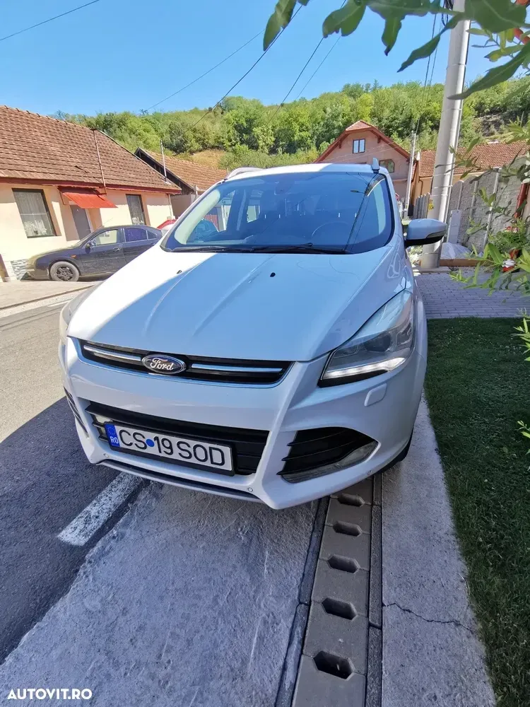 Ford Kuga II 2.0 TDCi 4WD Titanium — imagine 5