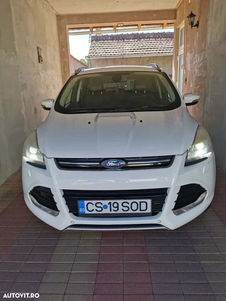 Ford Kuga II 2.0 TDCi 4WD Titanium — imagine 2
