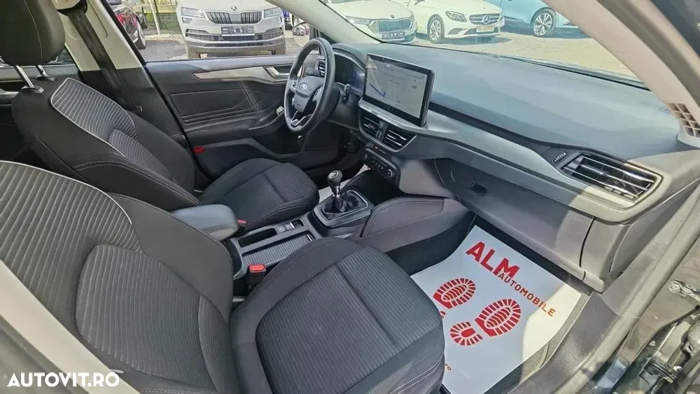 Ford Focus MK4 — imagine 5