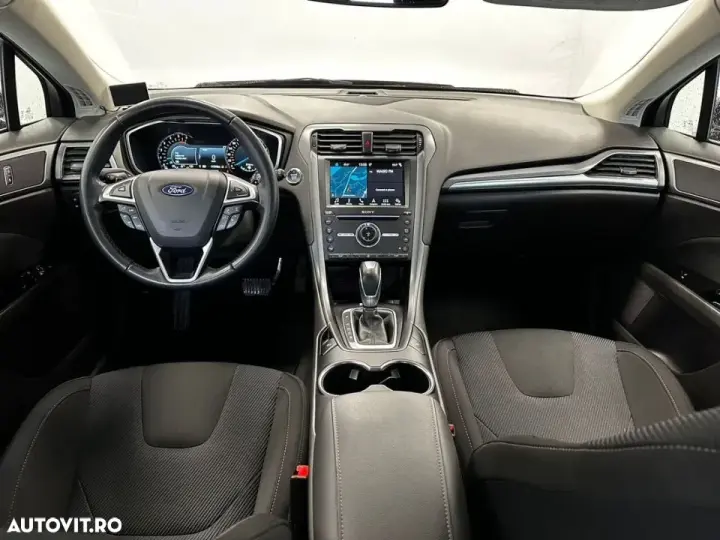 Ford Mondeo 2.0 TDCi Powershift Business