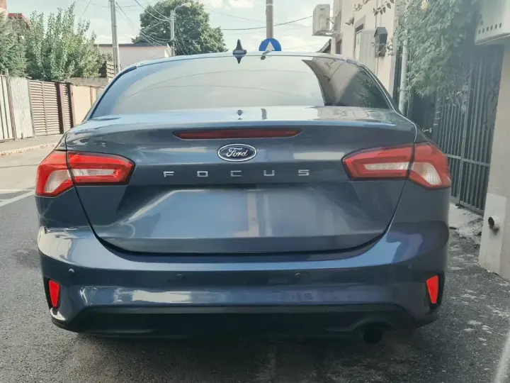 Ford Focus MK4 1.5 EcoBlue Titanium