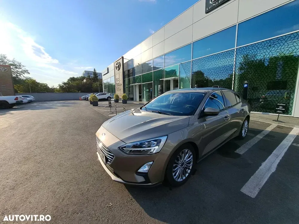 Ford Focus — imagine 3