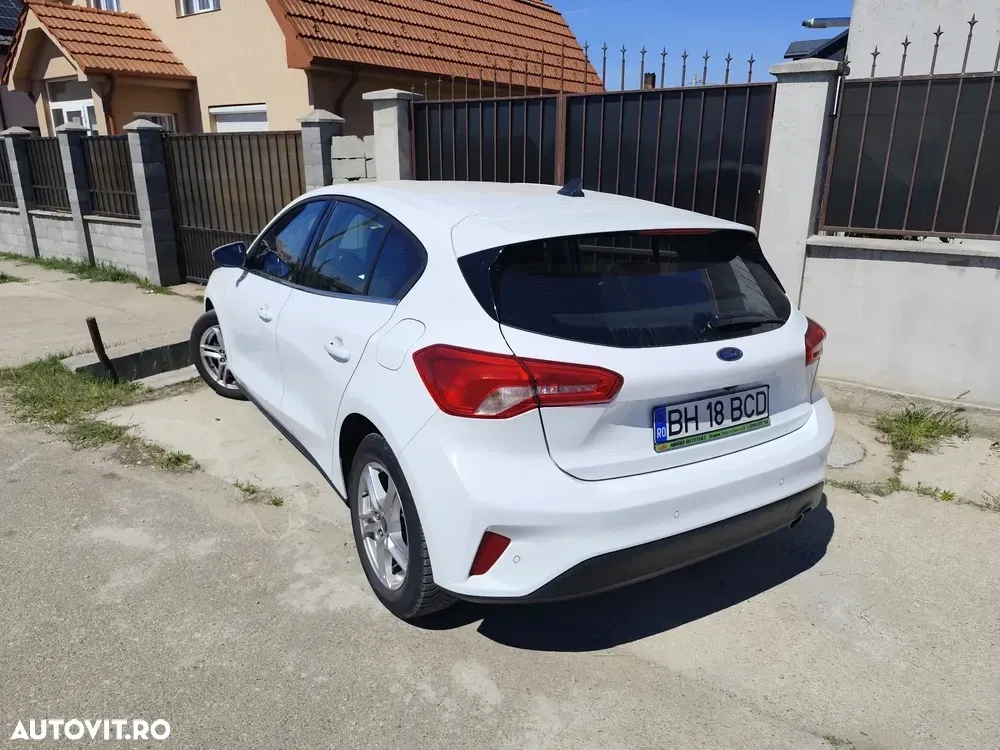 Ford Focus MK4 — imagine 6