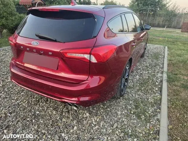 Ford Focus MK4 1.0 EcoBoost MHEV ST-Line