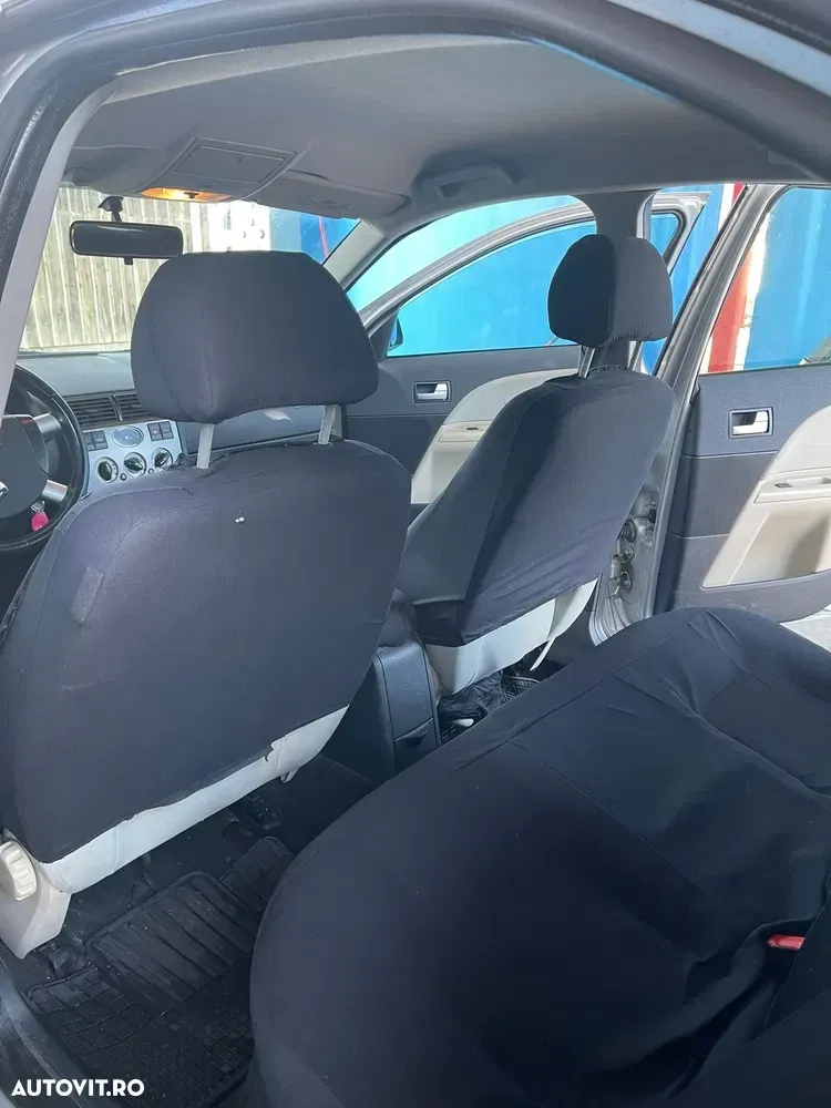 Ford Mondeo II 1.8 Ambiente — imagine 6