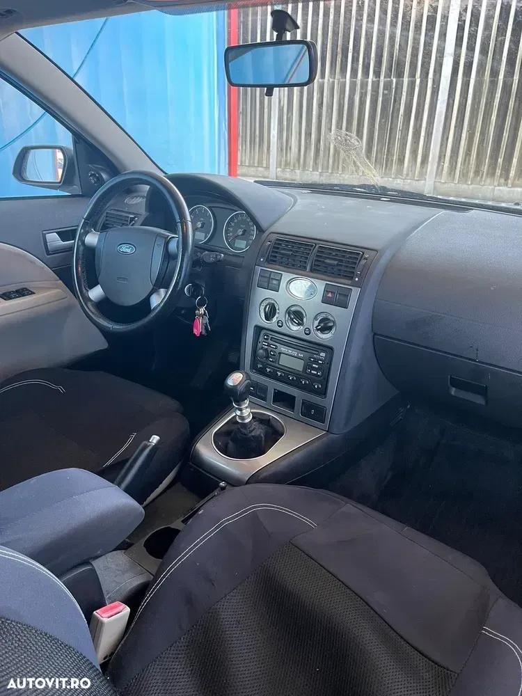 Ford Mondeo II 1.8 Ambiente — imagine 5