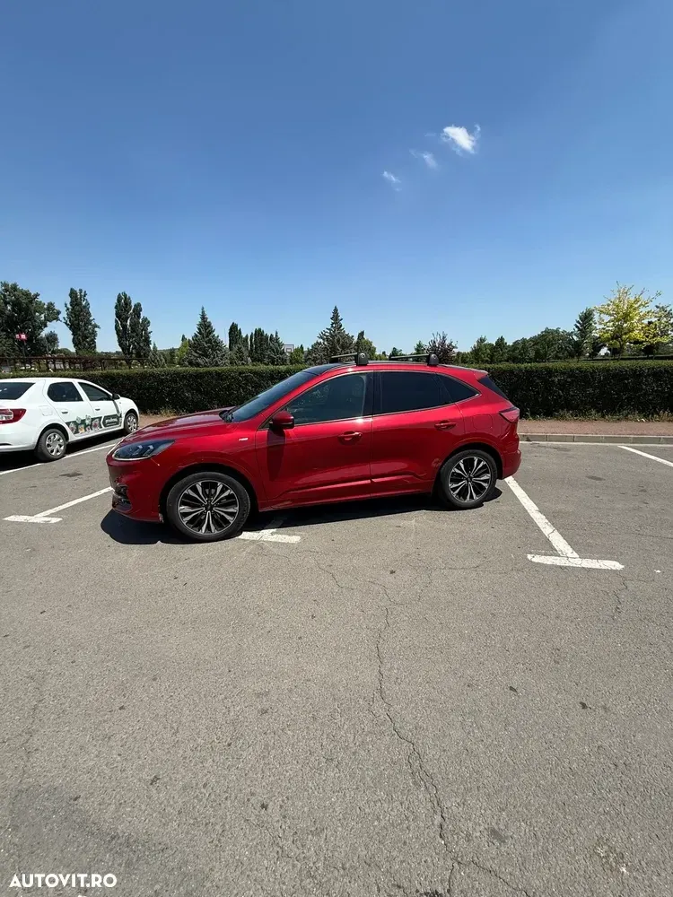 Ford Kuga III 2.0 EcoBlue A8 AWD ST Line X — imagine 2