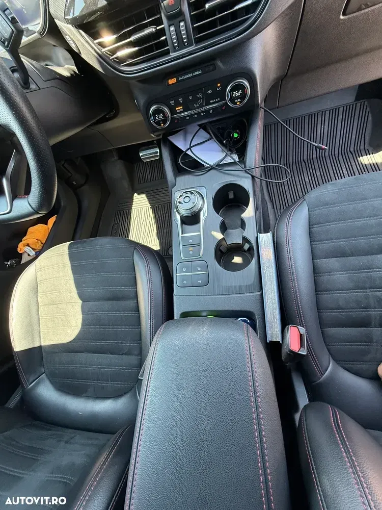 Ford Kuga III 2.0 EcoBlue A8 AWD ST Line X — imagine 6