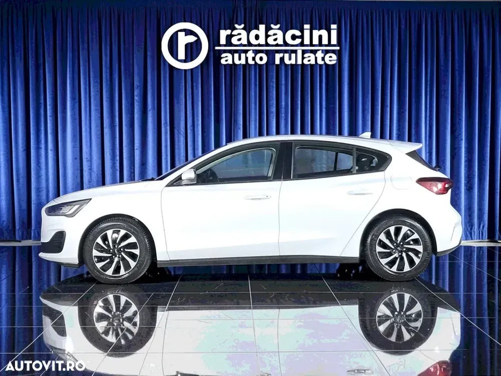 Ford Focus — imagine 6