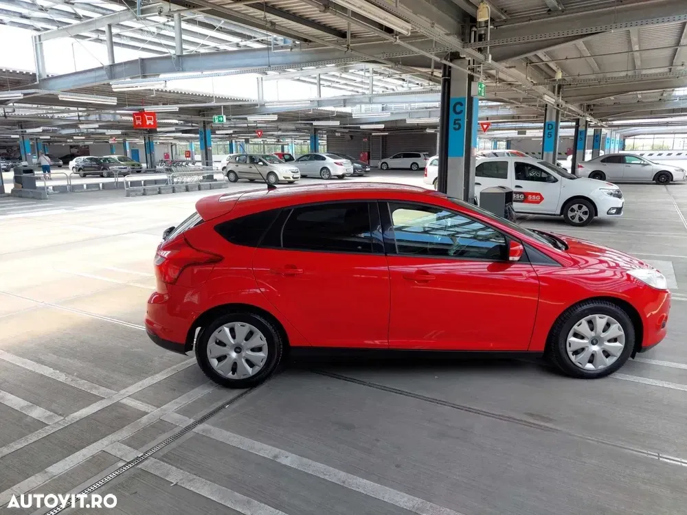 Ford Focus MK3 — imagine 5