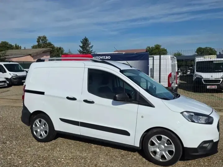 Ford Courier