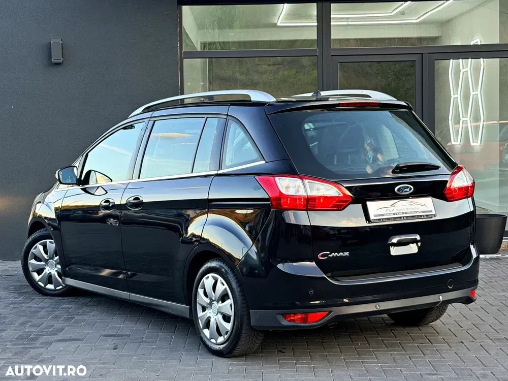 Ford Grand C-Max — imagine 4
