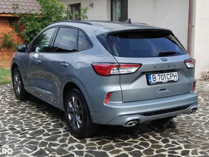 Ford Kuga III 2.5 Duratec FHEV AWD ST Line