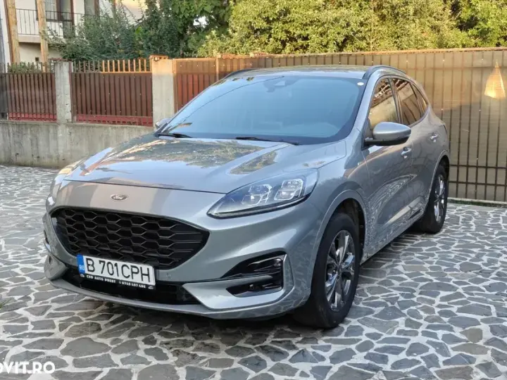 Ford Kuga III 2.5 Duratec FHEV AWD ST Line