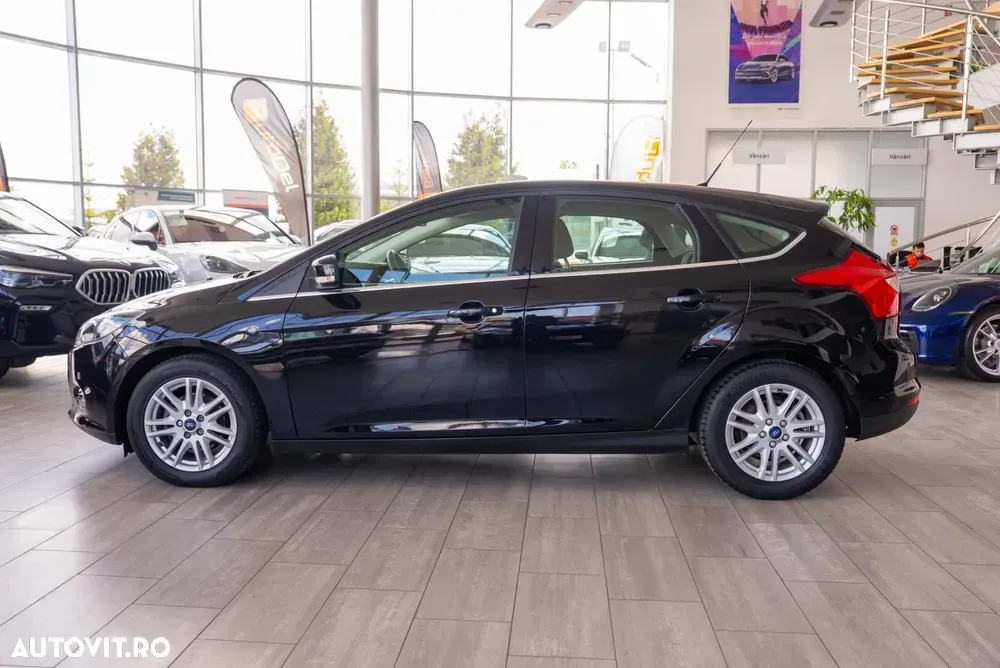 Ford Focus — imagine 6