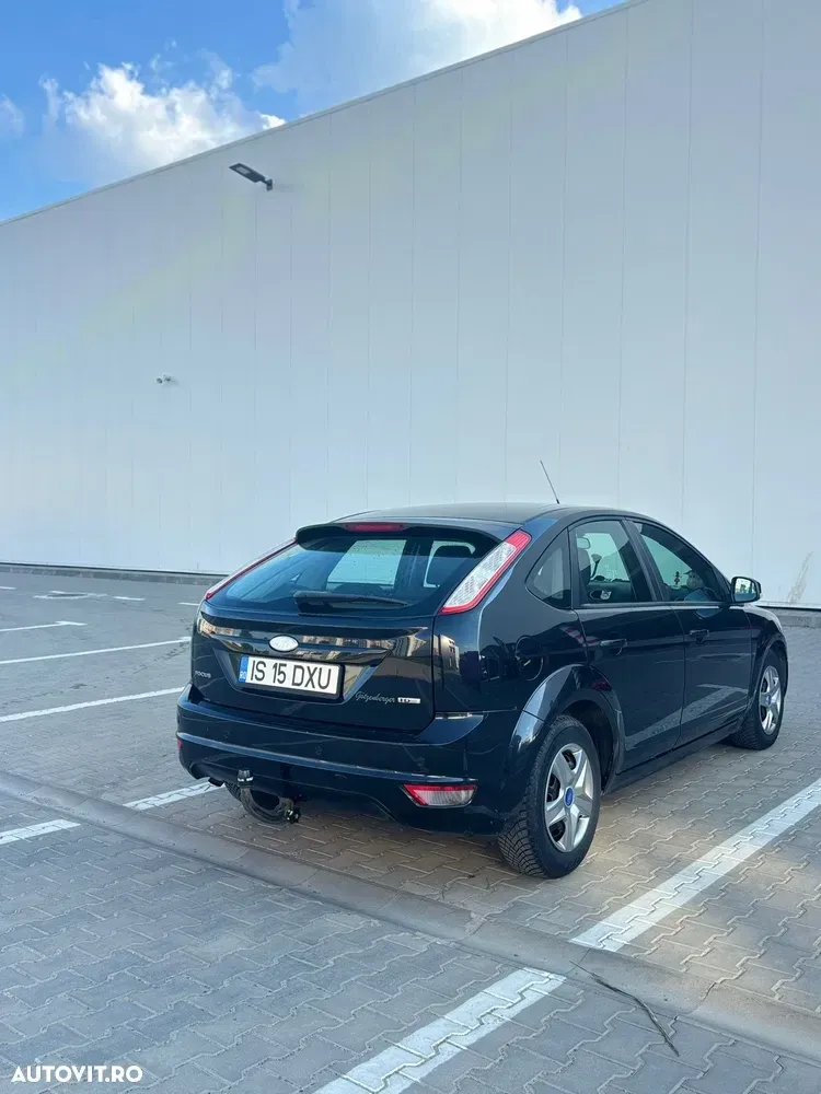 Ford Focus MK2 1.6 TDCI Ambiente — imagine 3