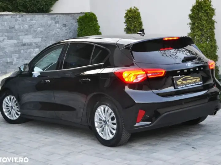 Ford Focus 1.0 EcoBoost MHEV Titanium X