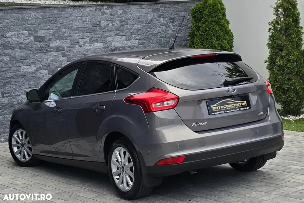 Ford Focus — imagine 3