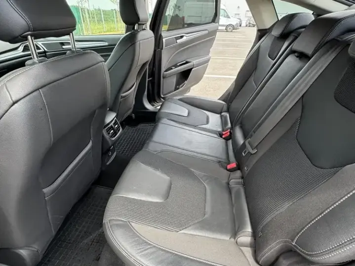 Ford Mondeo IV 2.0 EcoBlue Aut. Titanium