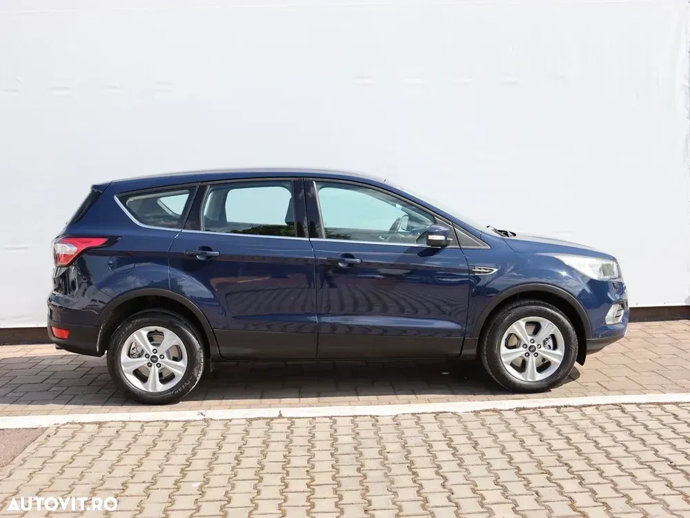 Ford Kuga — imagine 6
