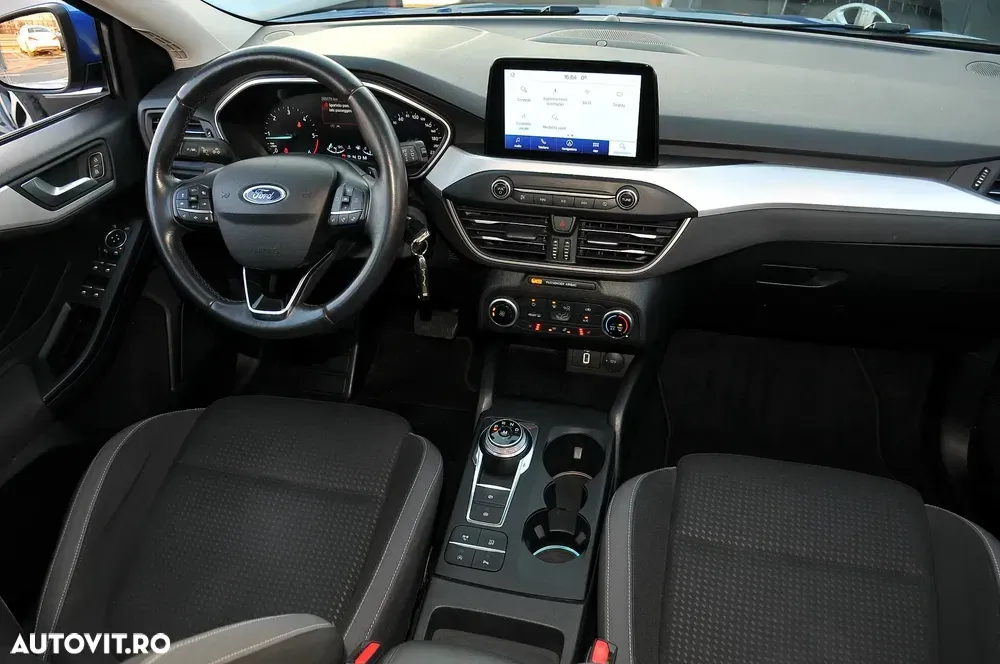 Ford Focus MK4 — imagine 4