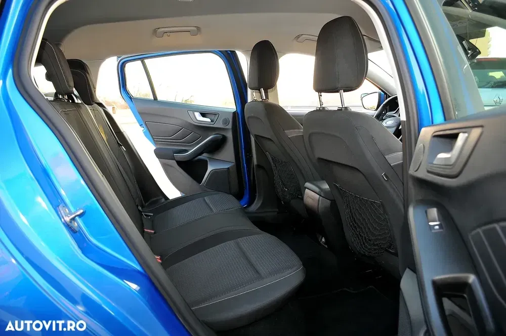 Ford Focus MK4 — imagine 5