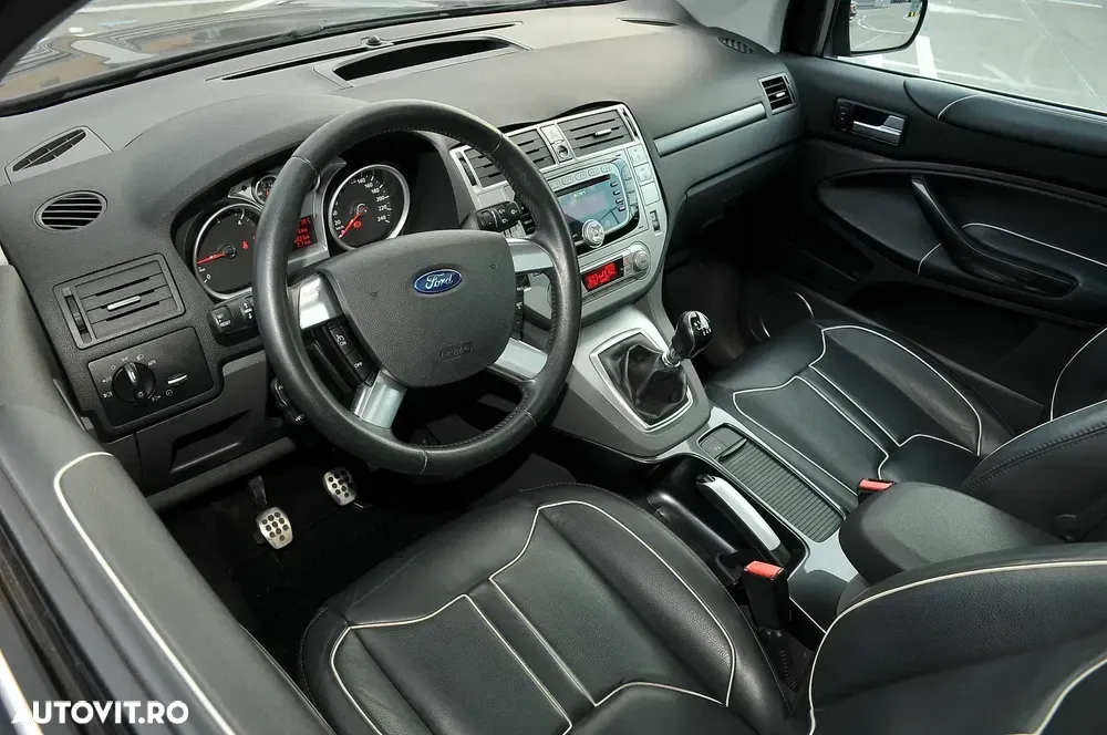 Ford Kuga II 2.0 TDCi 2x4 Individual — imagine 4
