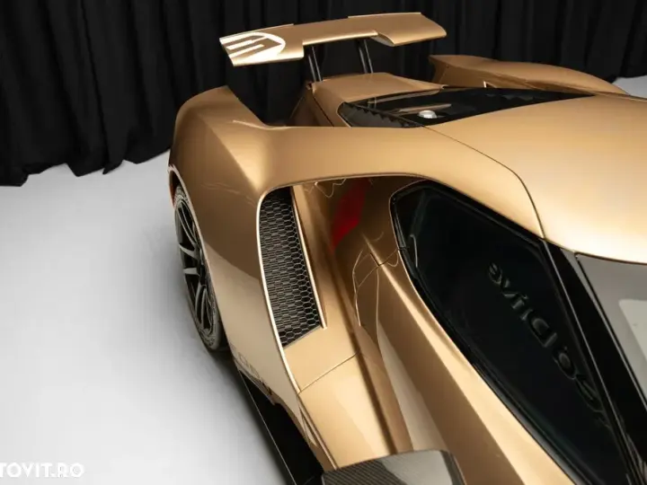 Ford GT