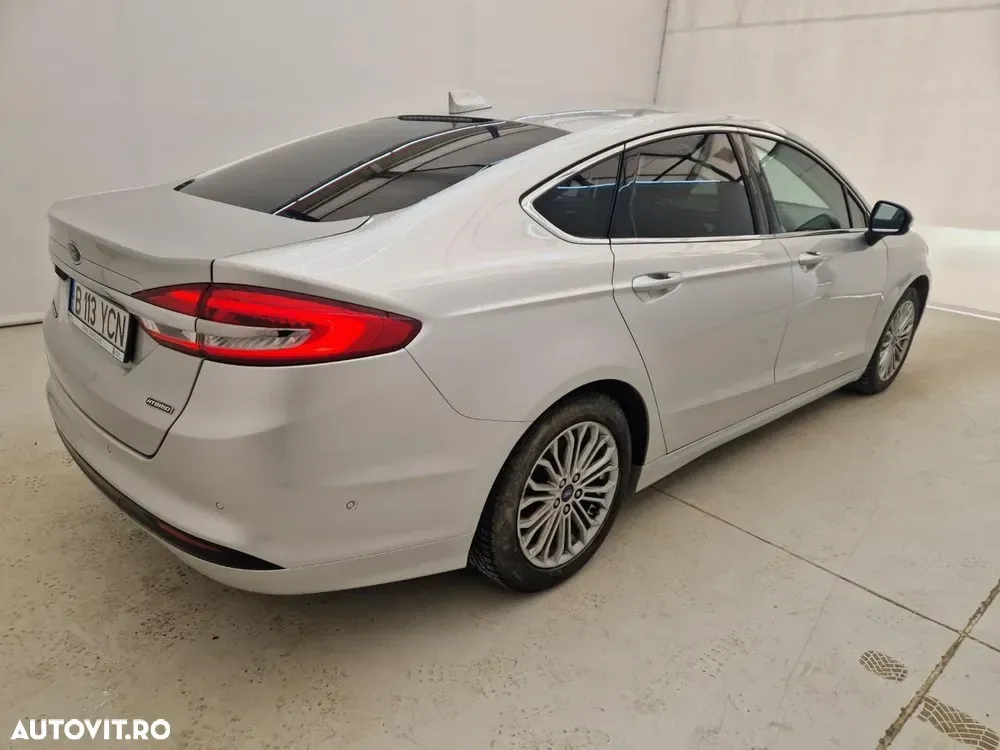 Ford Mondeo IV 2.0 HEV Titanium — imagine 4