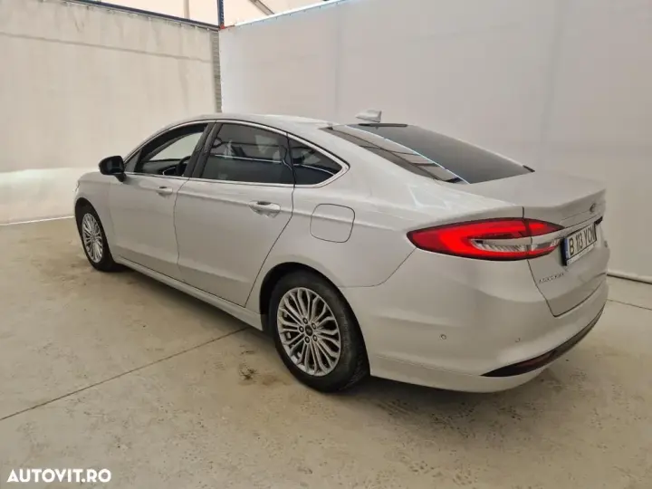Ford Mondeo IV 2.0 HEV Titanium