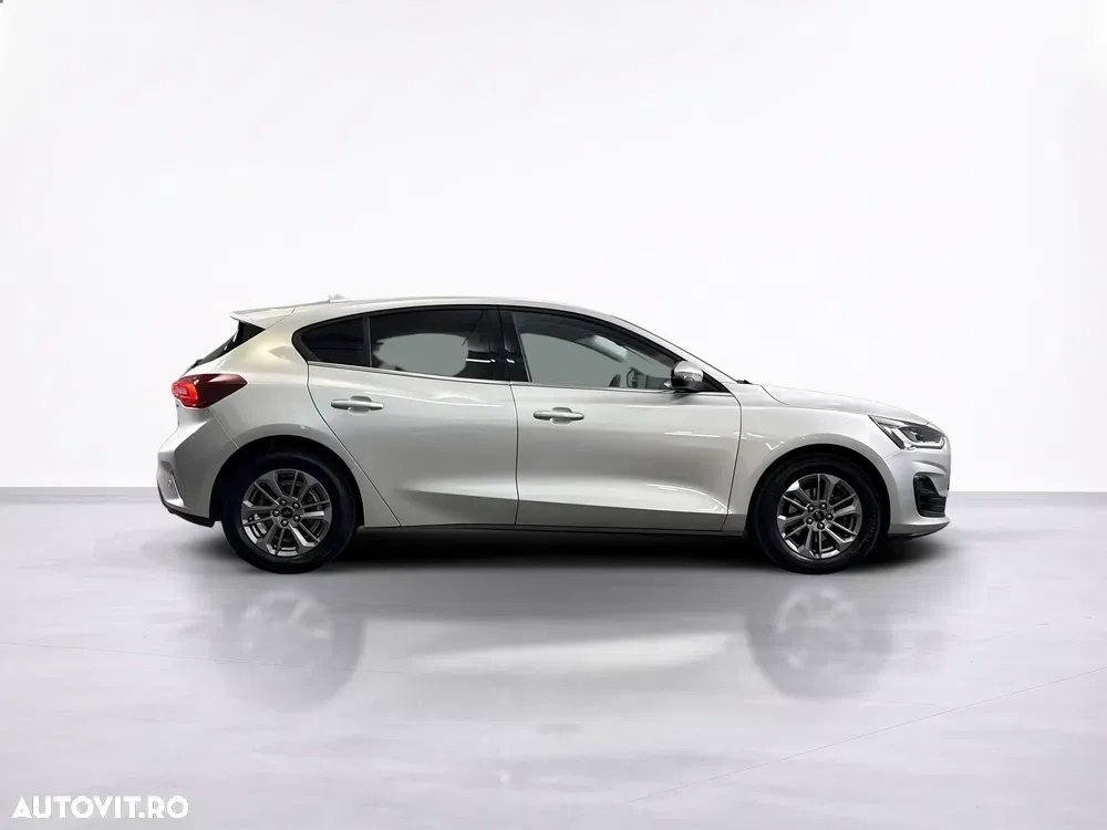 Ford Focus — imagine 6