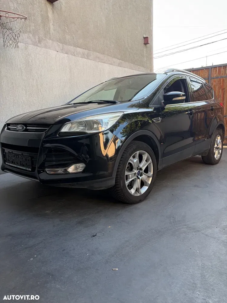 Ford Kuga II 2.0 TDCi Powershift 4WD Titanium — imagine 2