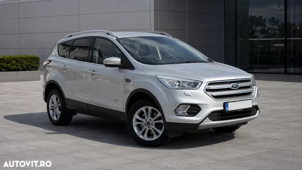 Ford Kuga 2.0 TDCi 4WD Titanium — imagine 3