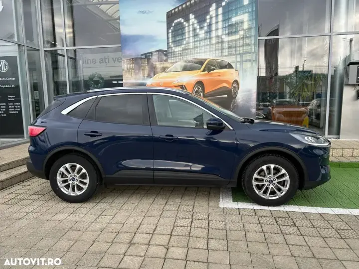 Ford Kuga III 2.0 EcoBlue A8 AWD Titanium